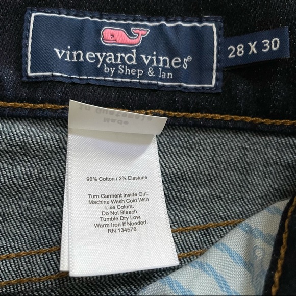 Vineyard Vines•LIKE NEW•28”x 30”•Straight Fit Jeans•True Indigo Dye•Vintage Wash - Picture 11 of 12